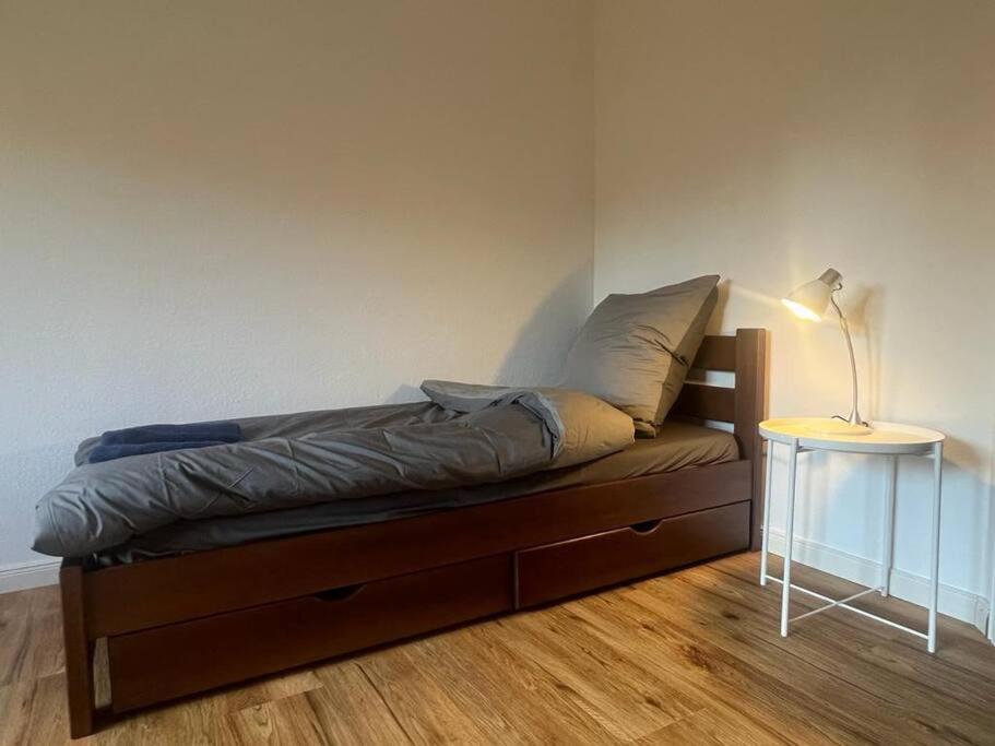 Apartment Fuer Familien Und Gruppen In Seenaehe Mit Garten Hannover